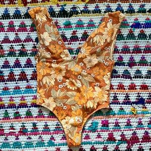 NWT Zara one piece swimsuit in beautiful vintage orange floral print